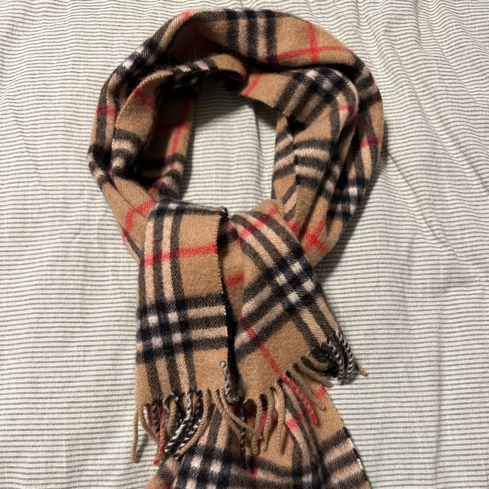 Burberry cashmere scarf. Signature check pattern. Great condition!